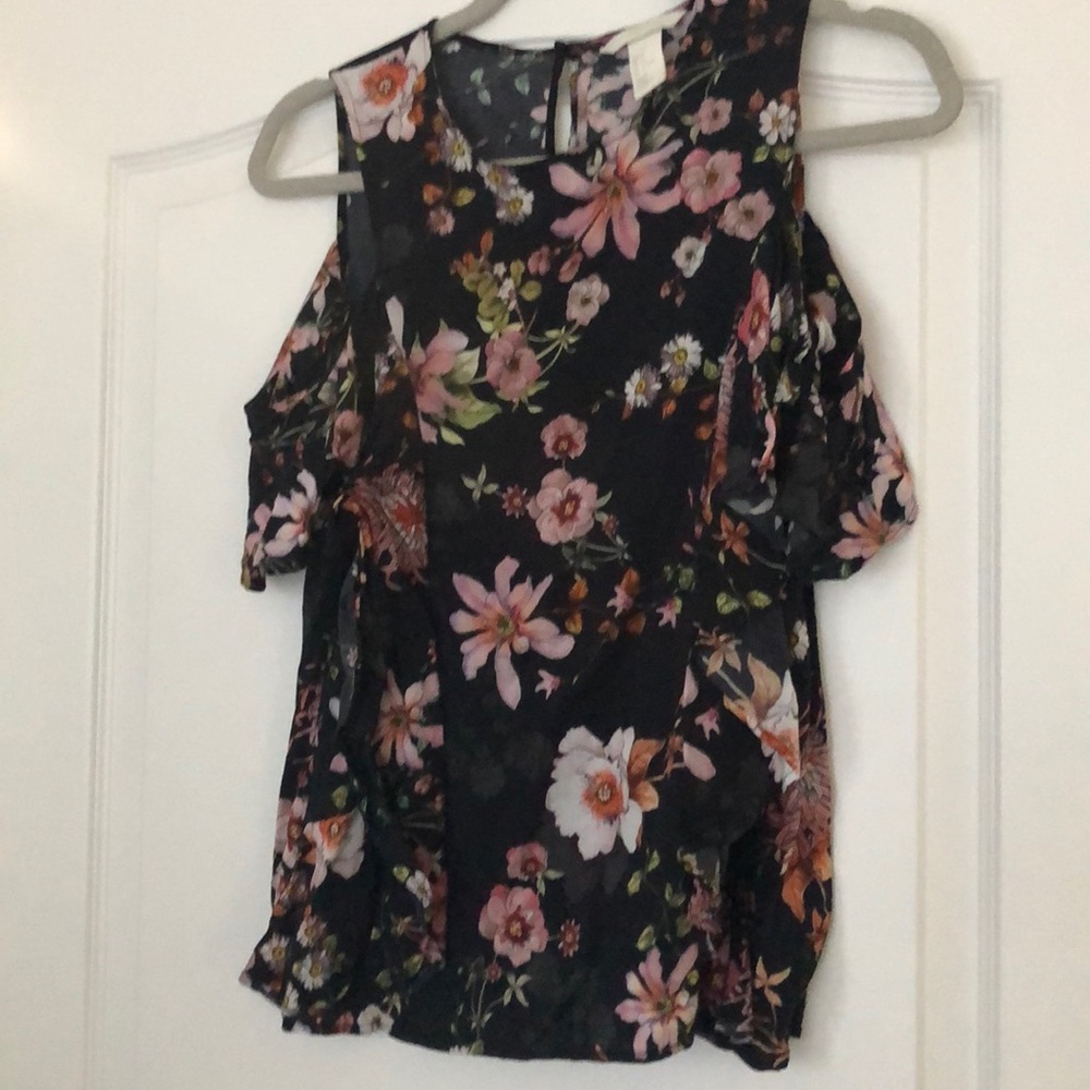 Floral cold shoulder top